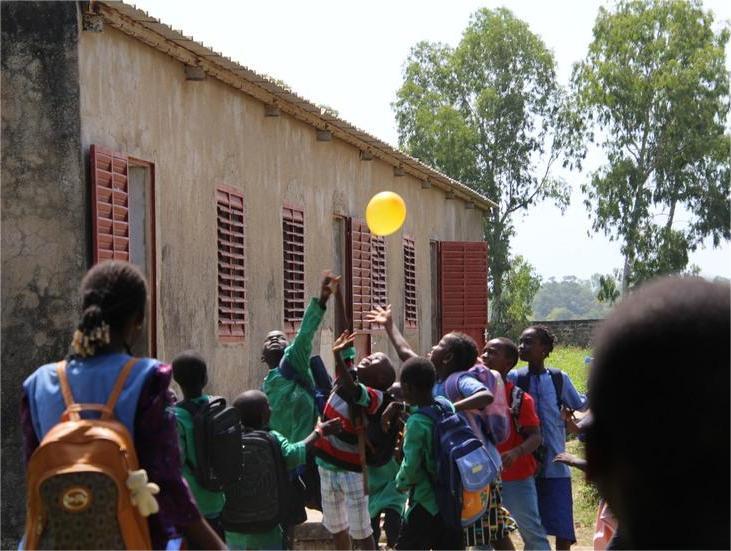 Gomaespuma Infancia Senegal